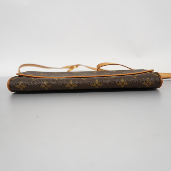 Louis Vuitton Monogram Pochette Twin GM Shoulder Bag - Picture 3 of 10